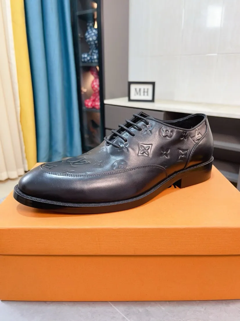 Men's shoes 💰540🌹🌹 [LV] Louis Vuitton's popular casual leather shoes 🎖Fashionable and elegant 🎖🎖Material: Original imported cowhide open edge beads, washed cowhide leather lining, original molded rubber outsole, high-end and classy, ​​elegant quality, instantly transforming into a handsome man ❤❤Standard\nNumber of sizes: 39-44, 38 45 46 customized